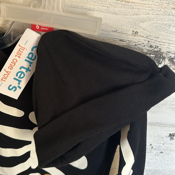 Carter’s Baby Skeleton Sleep and Play Footsie & Hat Size 6 Months NEW - Picture 2 of 4
